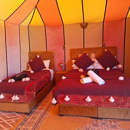Nomad Luxury Camp 호텔 메르주가 외부 사진