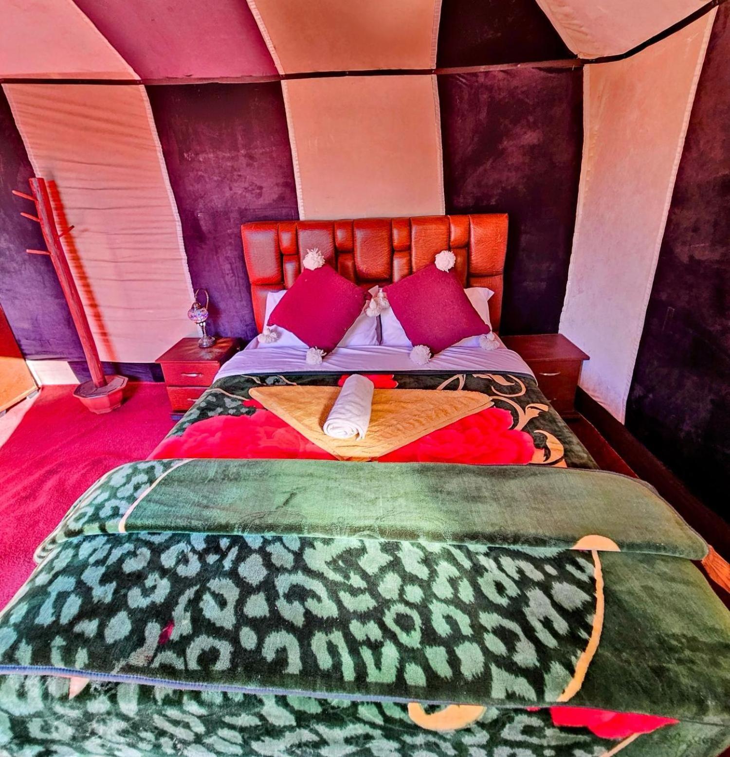 Nomad Luxury Camp 호텔 메르주가 외부 사진