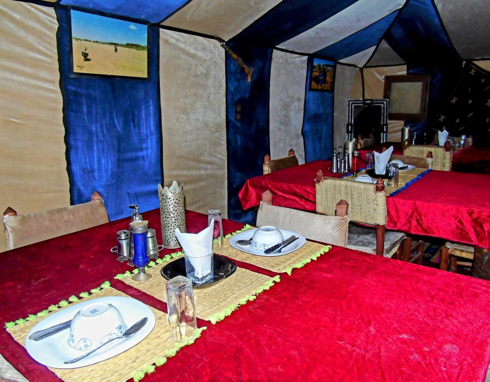 Nomad Luxury Camp 호텔 메르주가 외부 사진