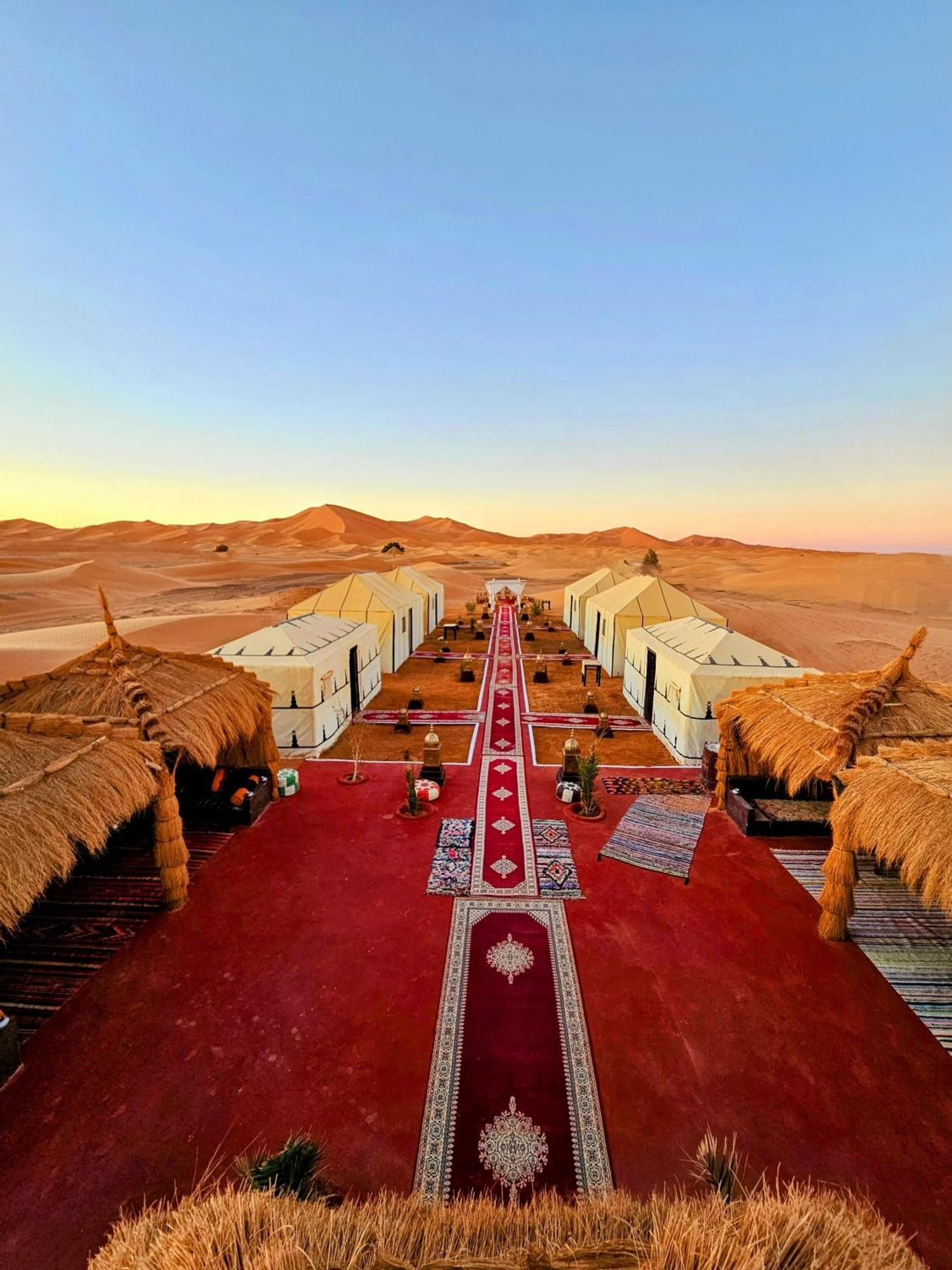 Nomad Luxury Camp 호텔 메르주가 외부 사진