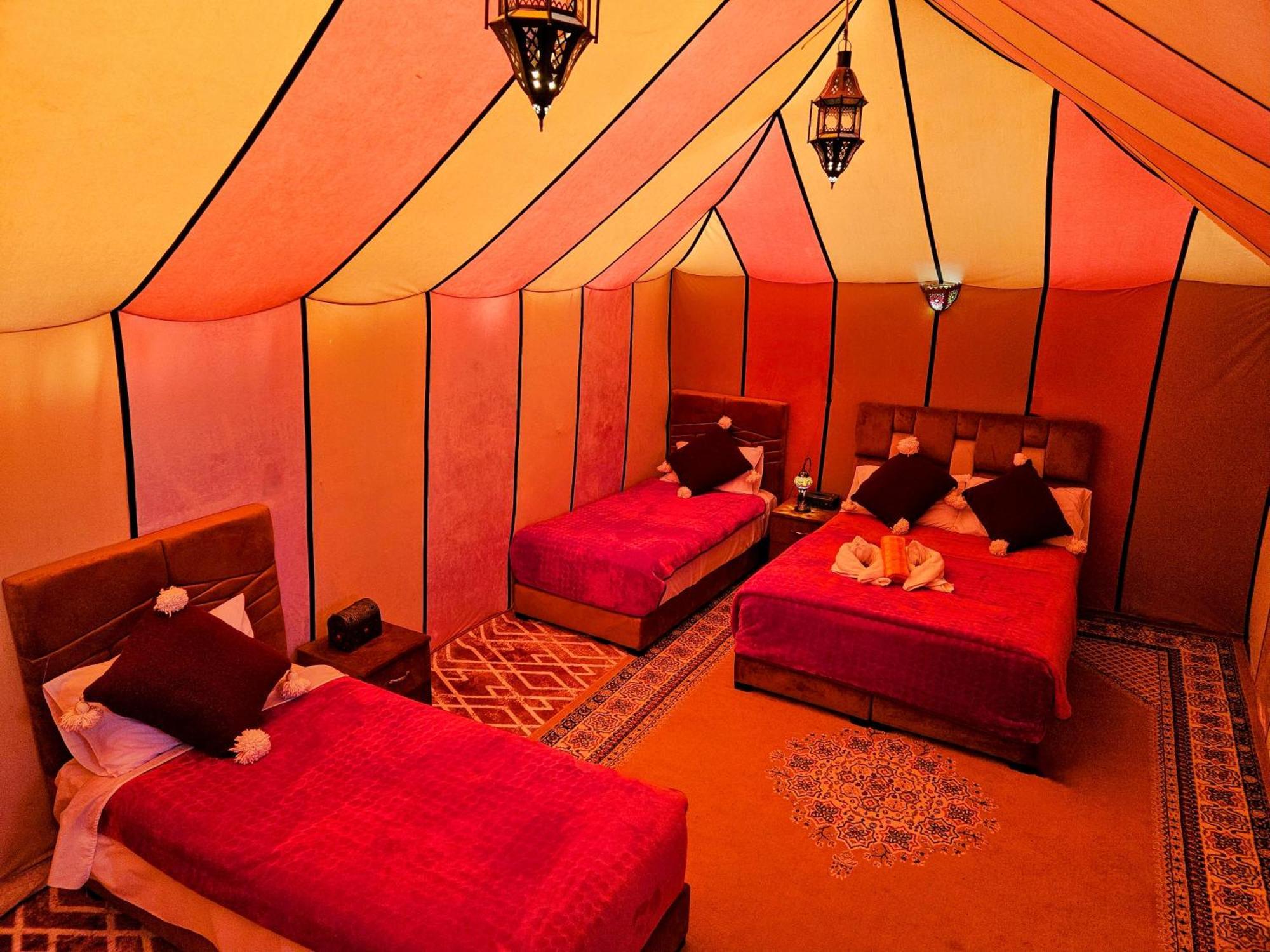 Nomad Luxury Camp 호텔 메르주가 외부 사진