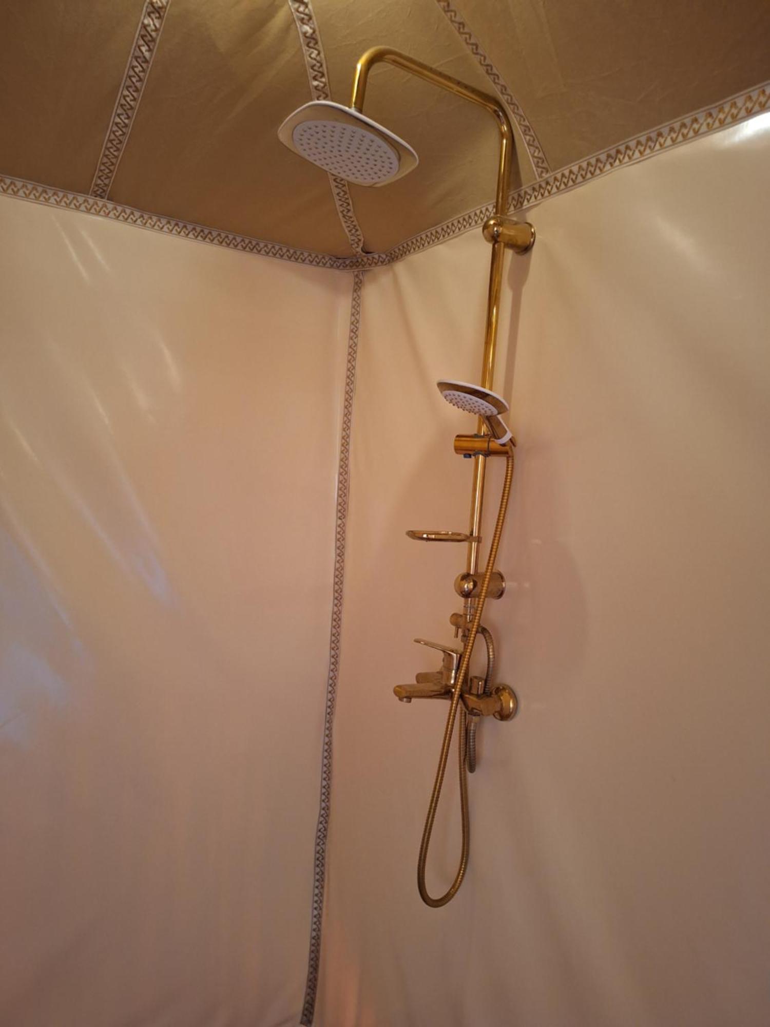 Nomad Luxury Camp 호텔 메르주가 객실 사진