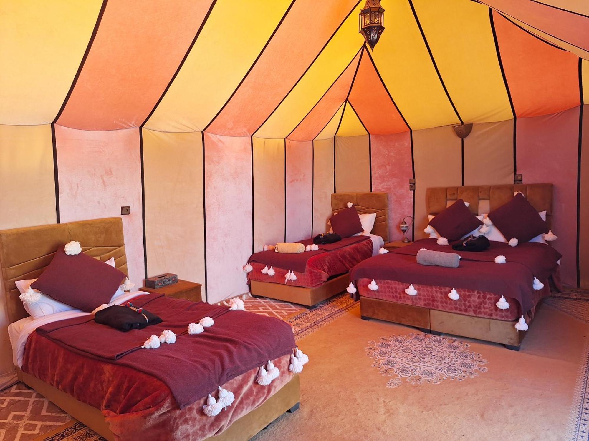 Nomad Luxury Camp 호텔 메르주가 객실 사진